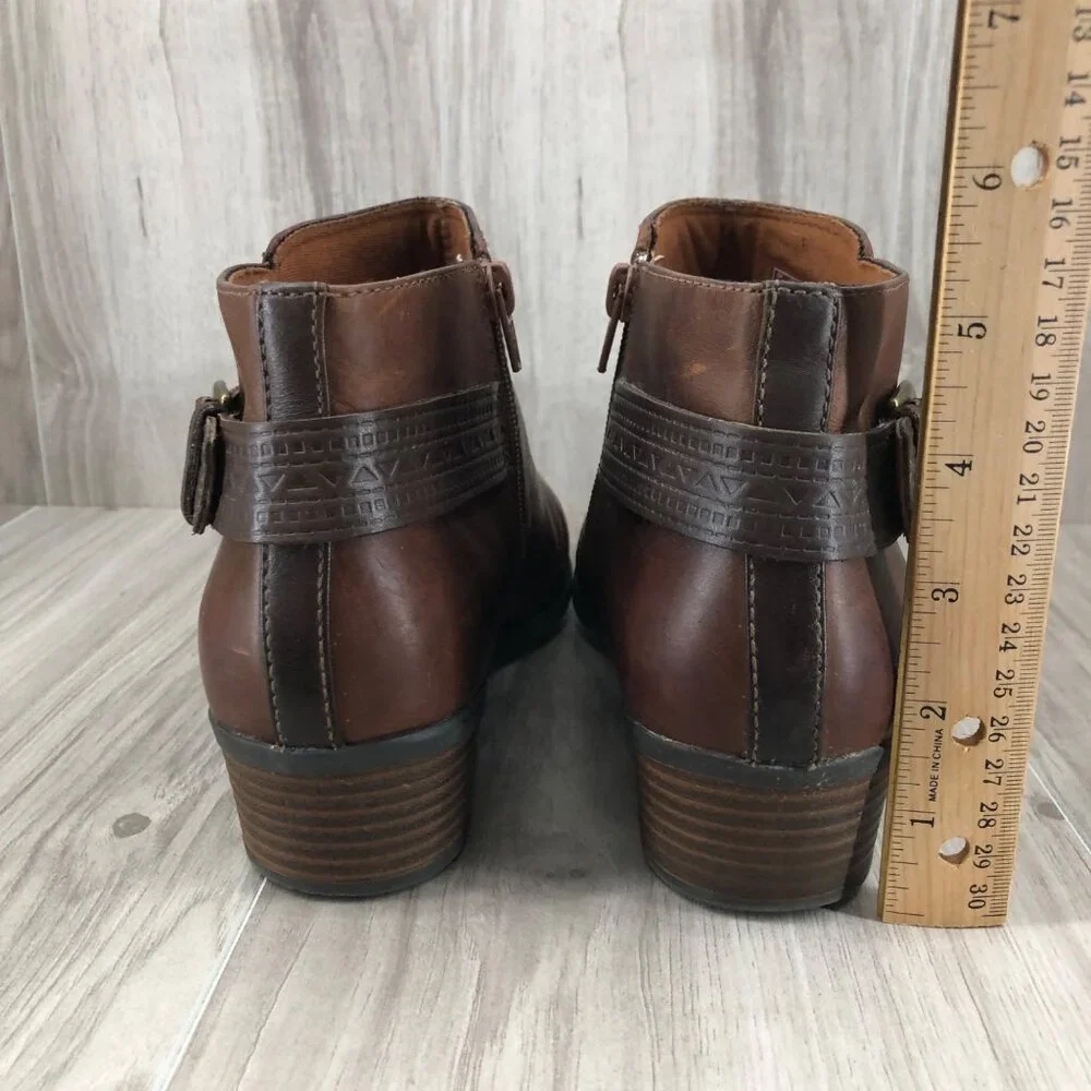 Clarks Ankle Boots Womens 10M Brown Leather Zip Booties